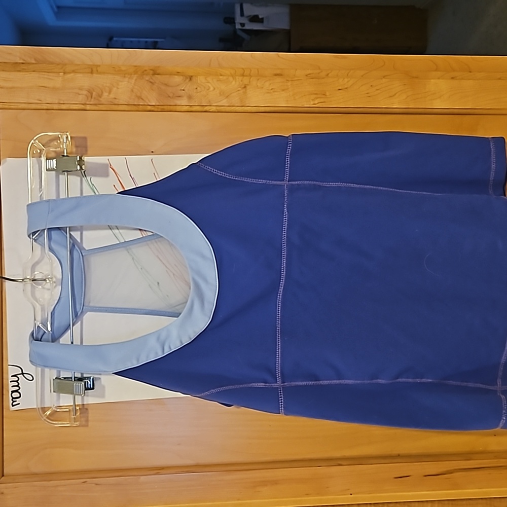 Kyodan workout top built in bra L gently worn